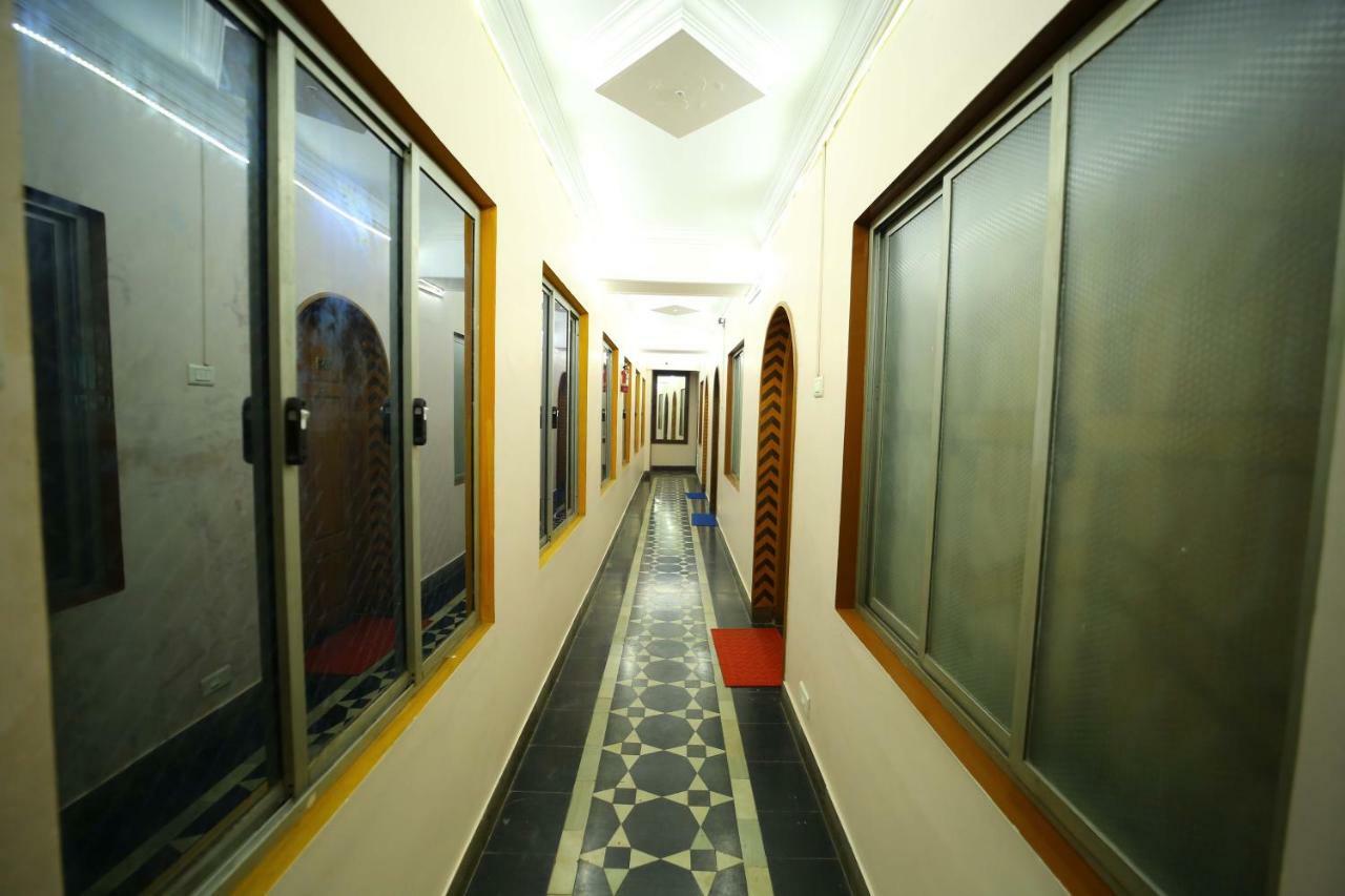 Hotel Shri Swarna'S Palace - A Business Class Hotel Tiruchirappalli Exteriér fotografie